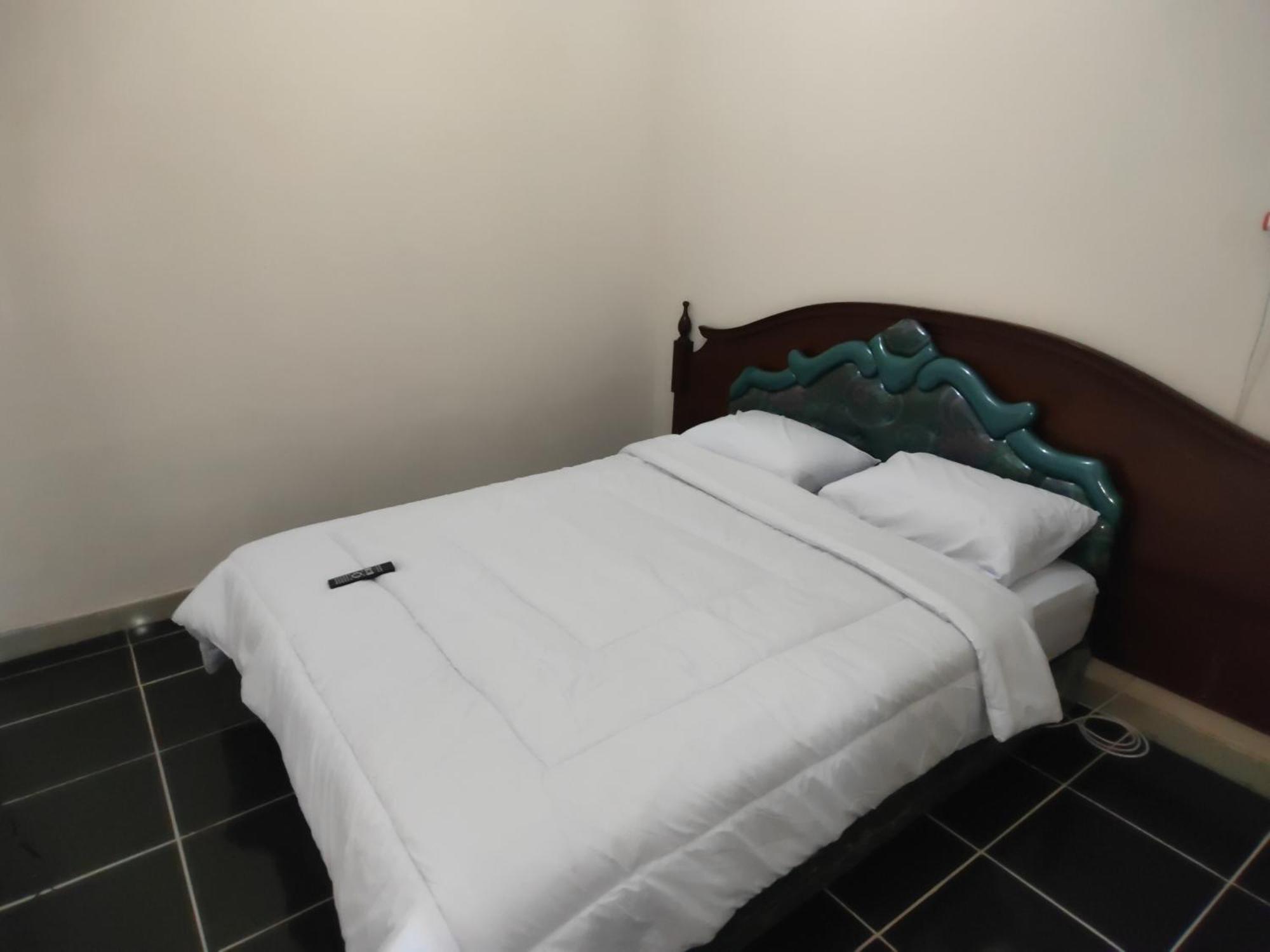 Tirto 27 Homestay ยอกยาการ์ตา ภายนอก รูปภาพ