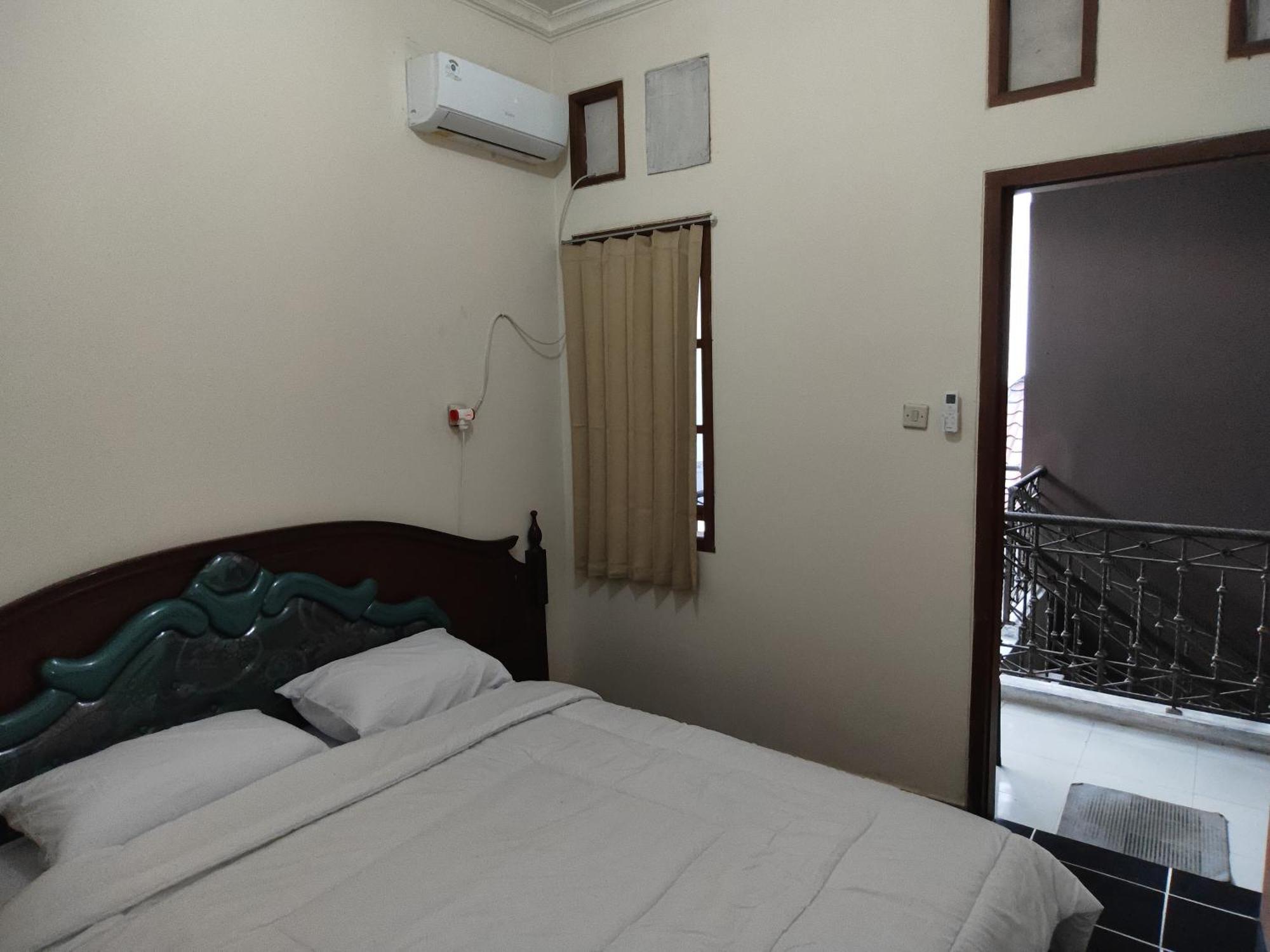 Tirto 27 Homestay ยอกยาการ์ตา ห้อง รูปภาพ