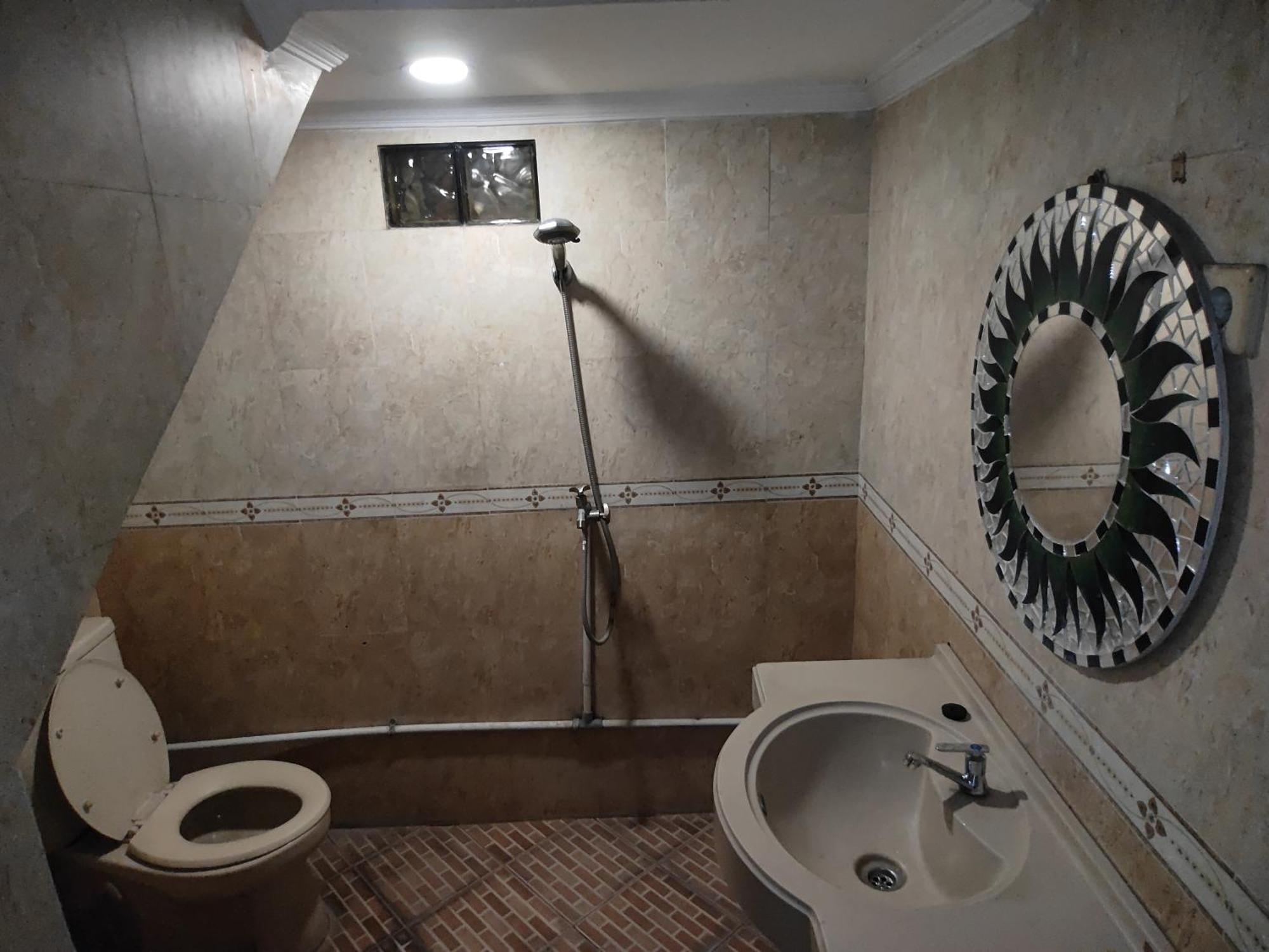 Tirto 27 Homestay ยอกยาการ์ตา ภายนอก รูปภาพ