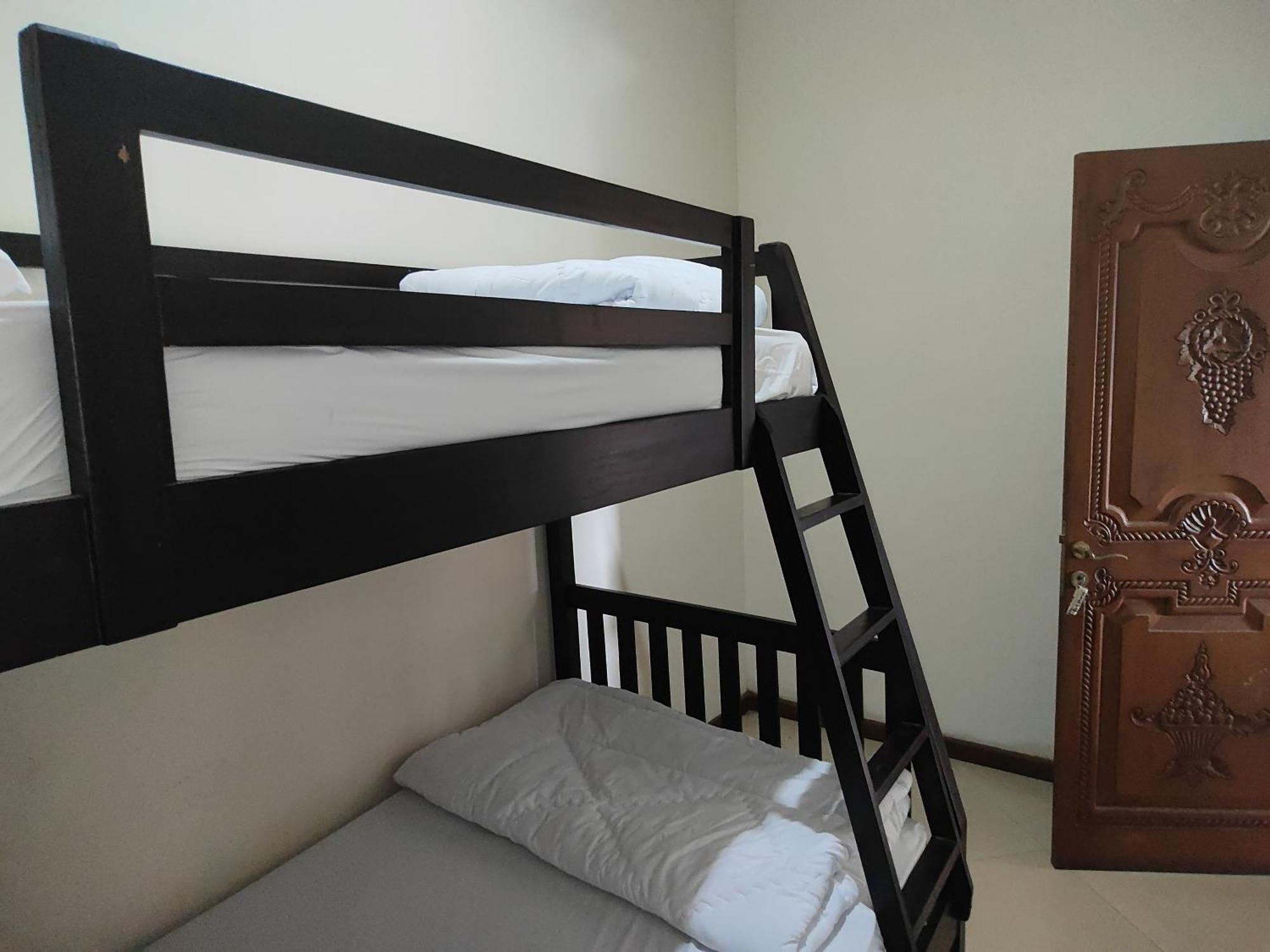 Tirto 27 Homestay ยอกยาการ์ตา ภายนอก รูปภาพ