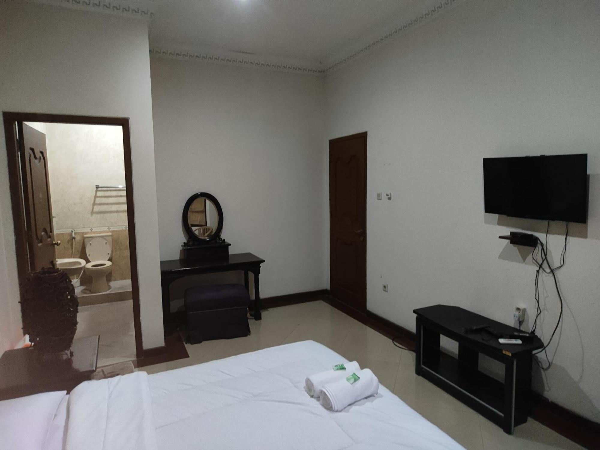 Tirto 27 Homestay ยอกยาการ์ตา ภายนอก รูปภาพ