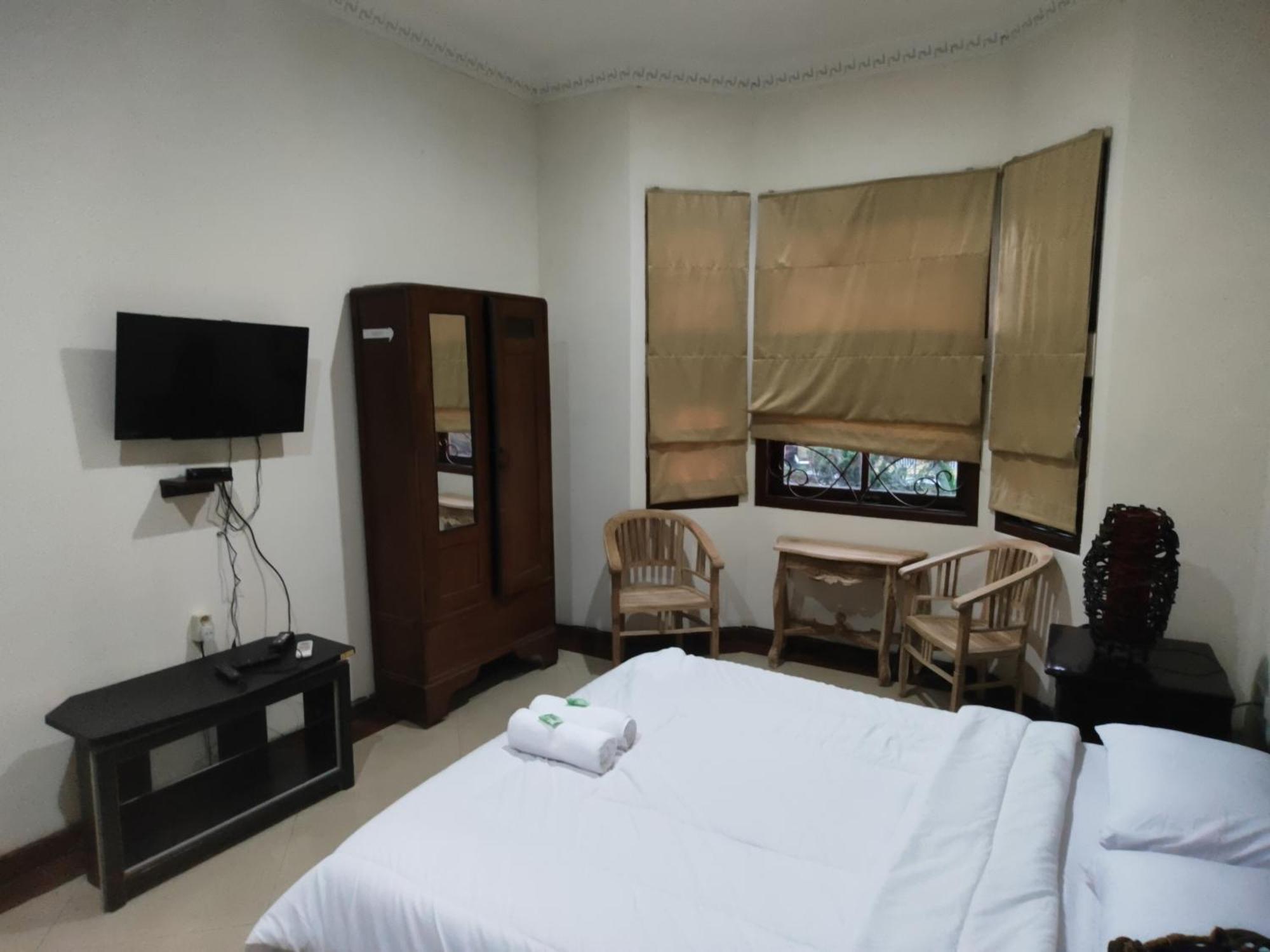 Tirto 27 Homestay ยอกยาการ์ตา ภายนอก รูปภาพ